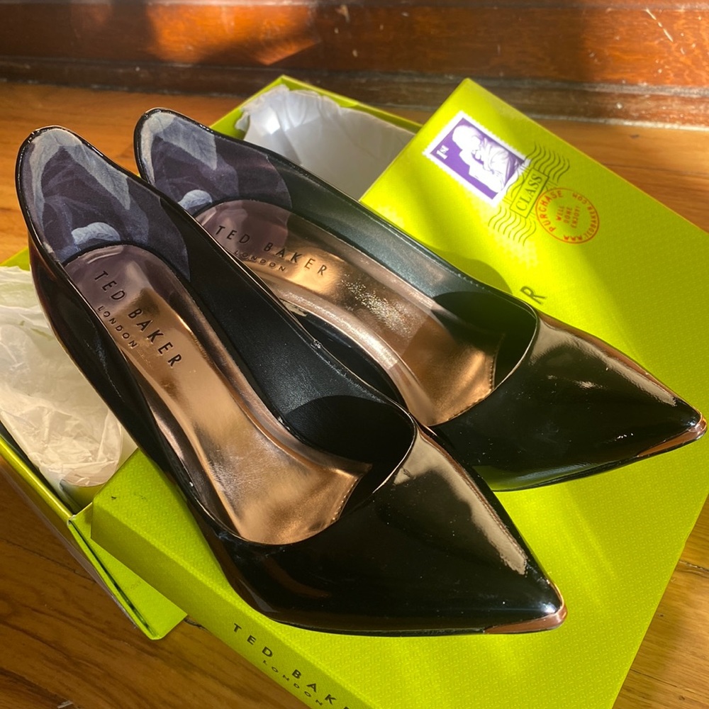 Ted Baker Patent Leather Neevo pointed toe pumps